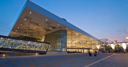 Split_Airport_new_terminal_night
